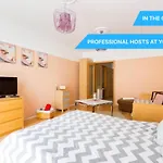 Acacia City Center Apartment