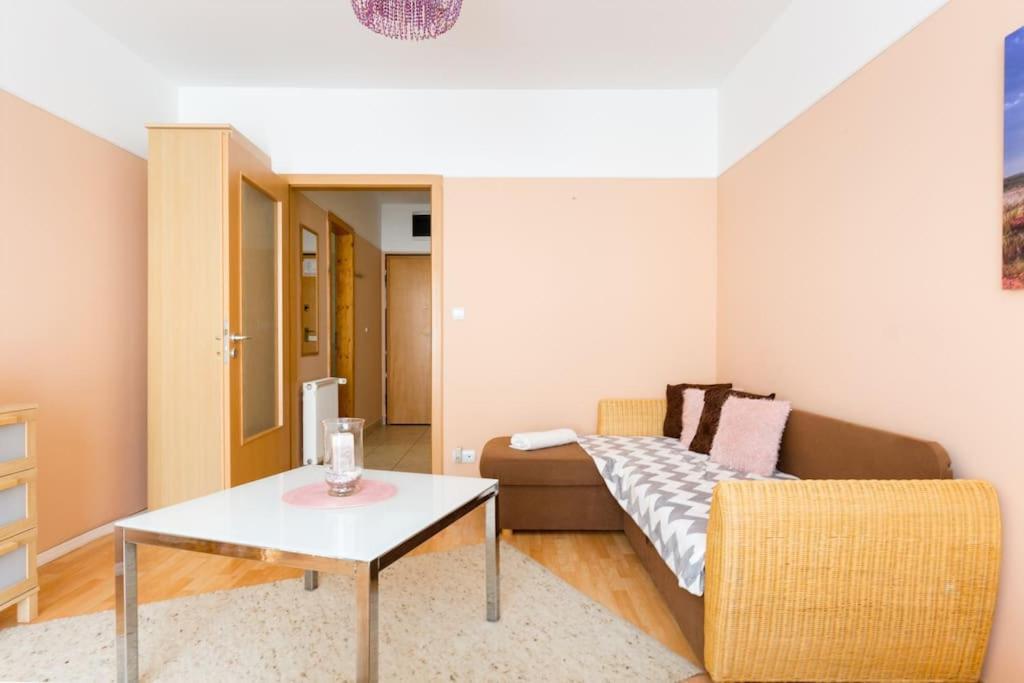 Acacia Center Apartamento