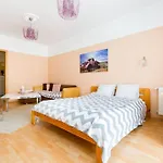 Acacia City Center Apartment